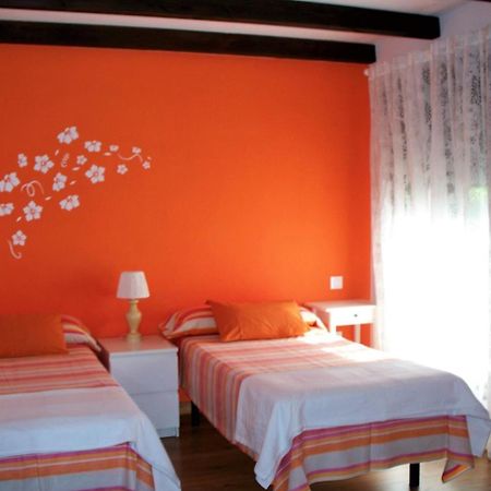 Apartamentos El Roble Valverde de la Vera المظهر الخارجي الصورة