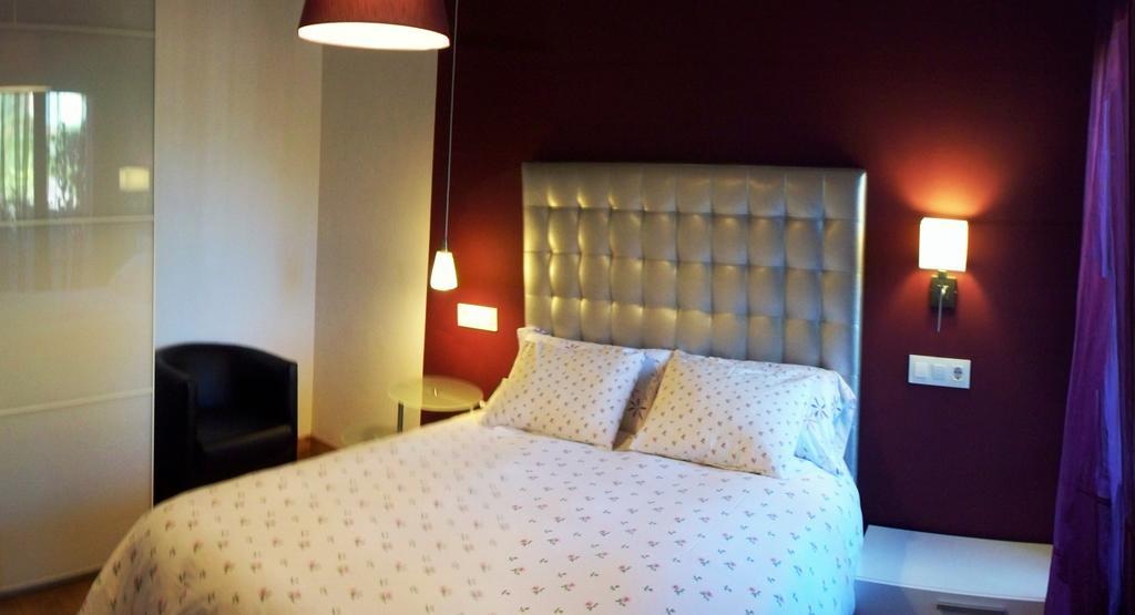 Apartamentos El Roble Valverde de la Vera الغرفة الصورة